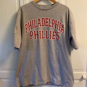Men's Large Philadelphia Phillies Gray T-shirt
